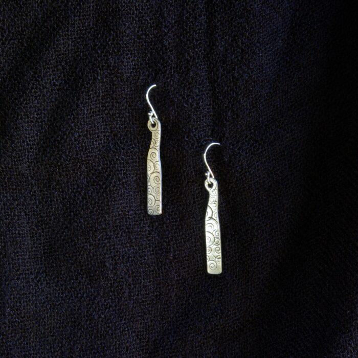 Boucles d'oreilles fin de collection Nuage – Image 3