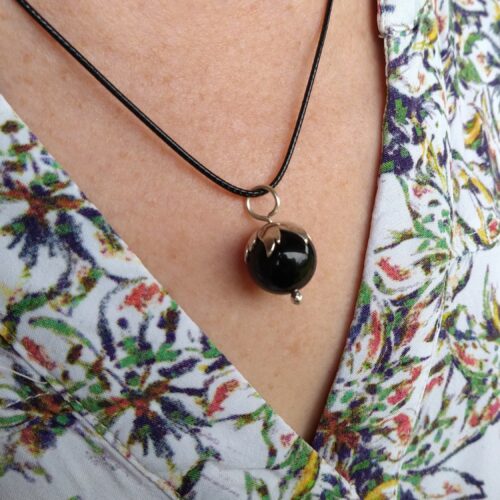Pendentif Fruit défendu